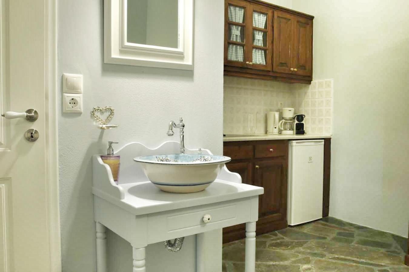 Saint Louis Aparthotel Ándros Екстериор снимка